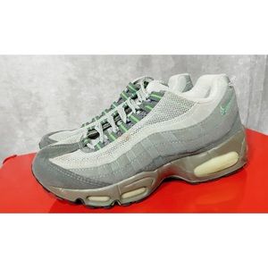 Vintage Nike Air Max Size 6.5